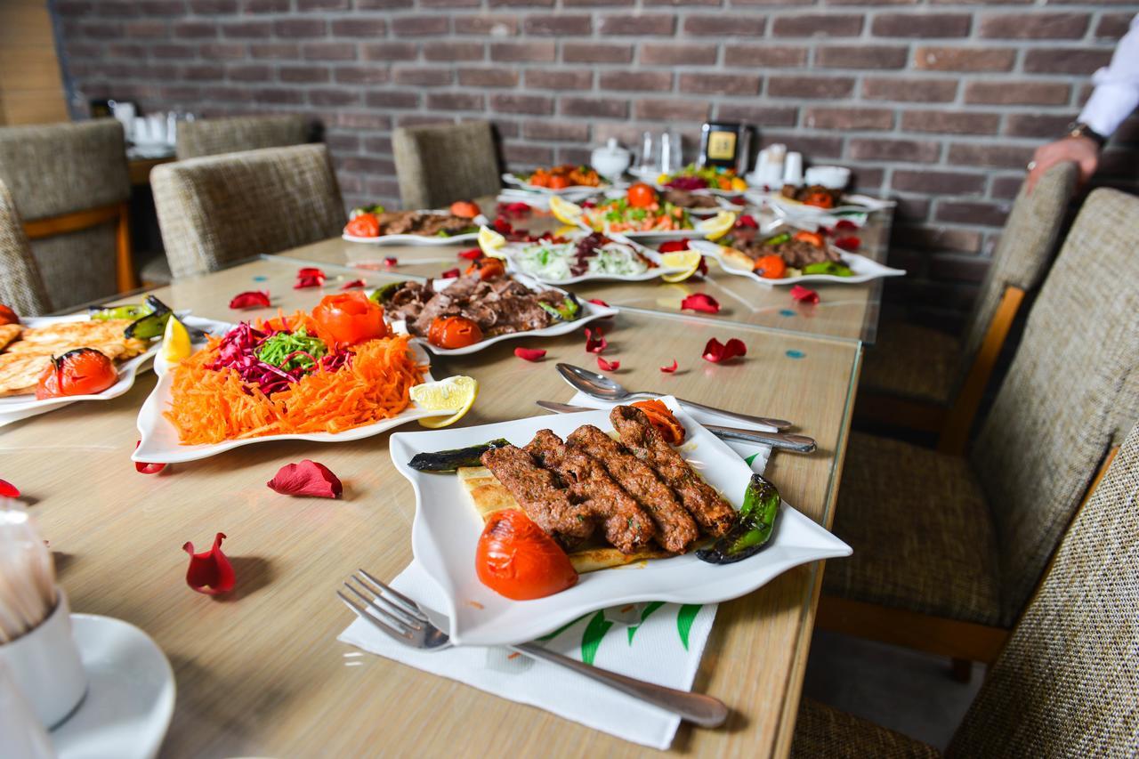 Royal Sivas Hotel מראה חיצוני תמונה